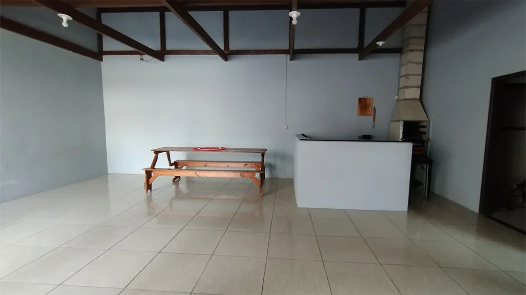 Casa com 3 quarto(s) à venda no bairro Jardim Iririú em Joinville, por R$ 530.000.00. — foto 2