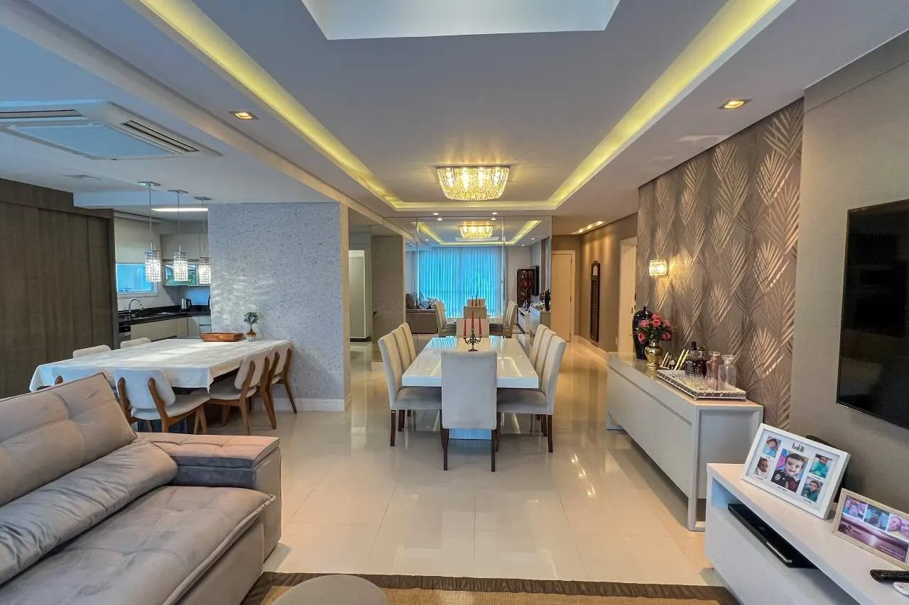 Apartamento · à venda · 3 quartos · 176m² · Vila Nova, Blumenau