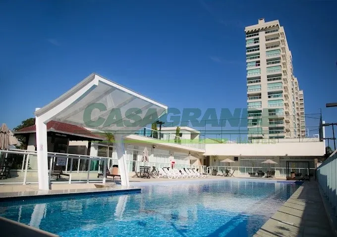 Belíssimo Apartamento no Bairro Armação em Penha com 4 Dormitórios (1 suíte) e 121.92 m. - foto 1