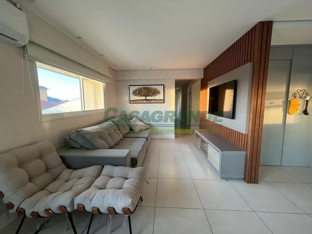 Belíssimo Apartamento no Bairro Armação em Penha com 4 Dormitórios (1 suíte) e 121.92 m. — foto 2