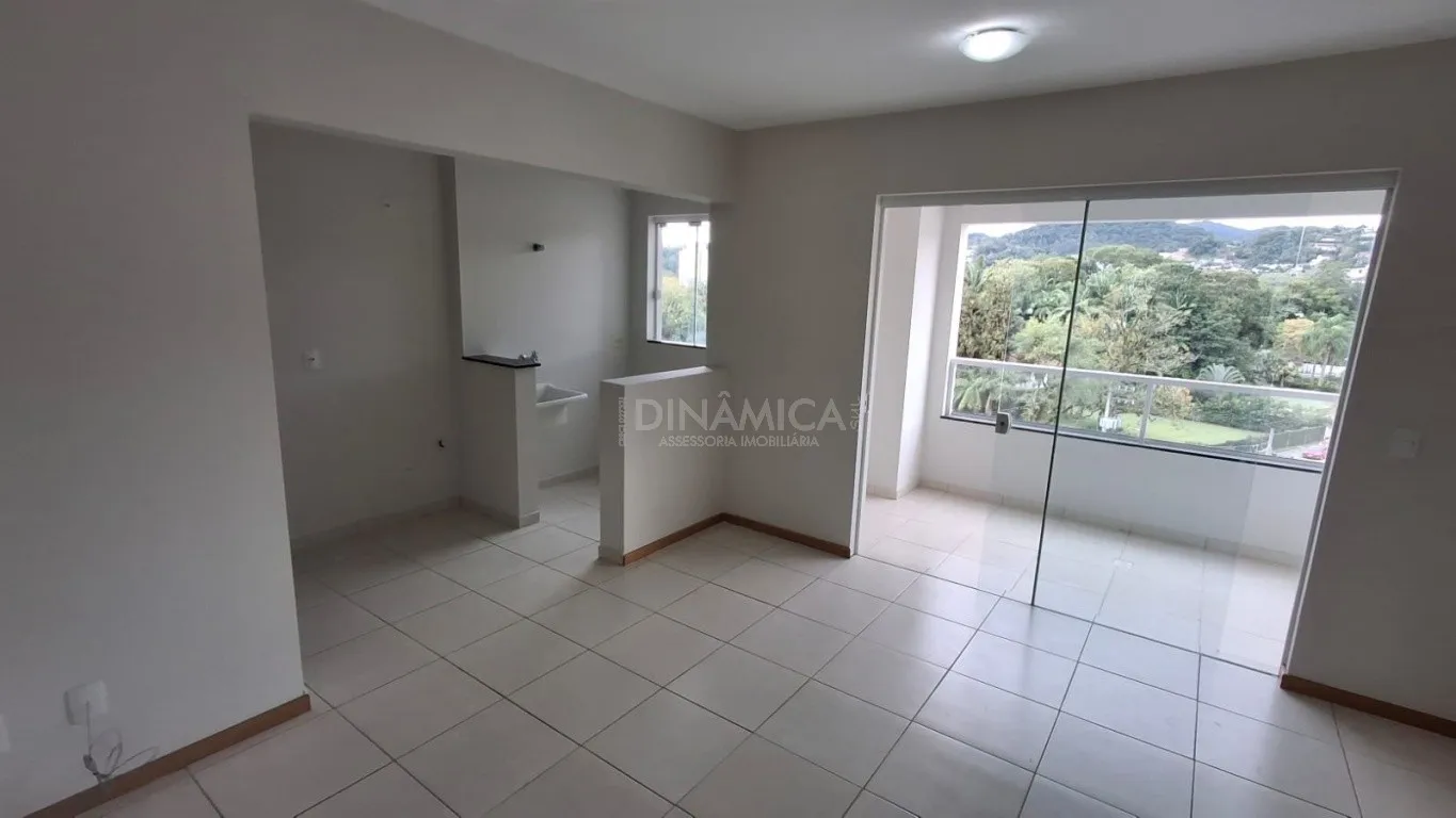 Apartamento com 2 Dormitórios( 1 suíte ) e Lazer Completo no Bairro Boa Vista - Blumenau! — foto 2