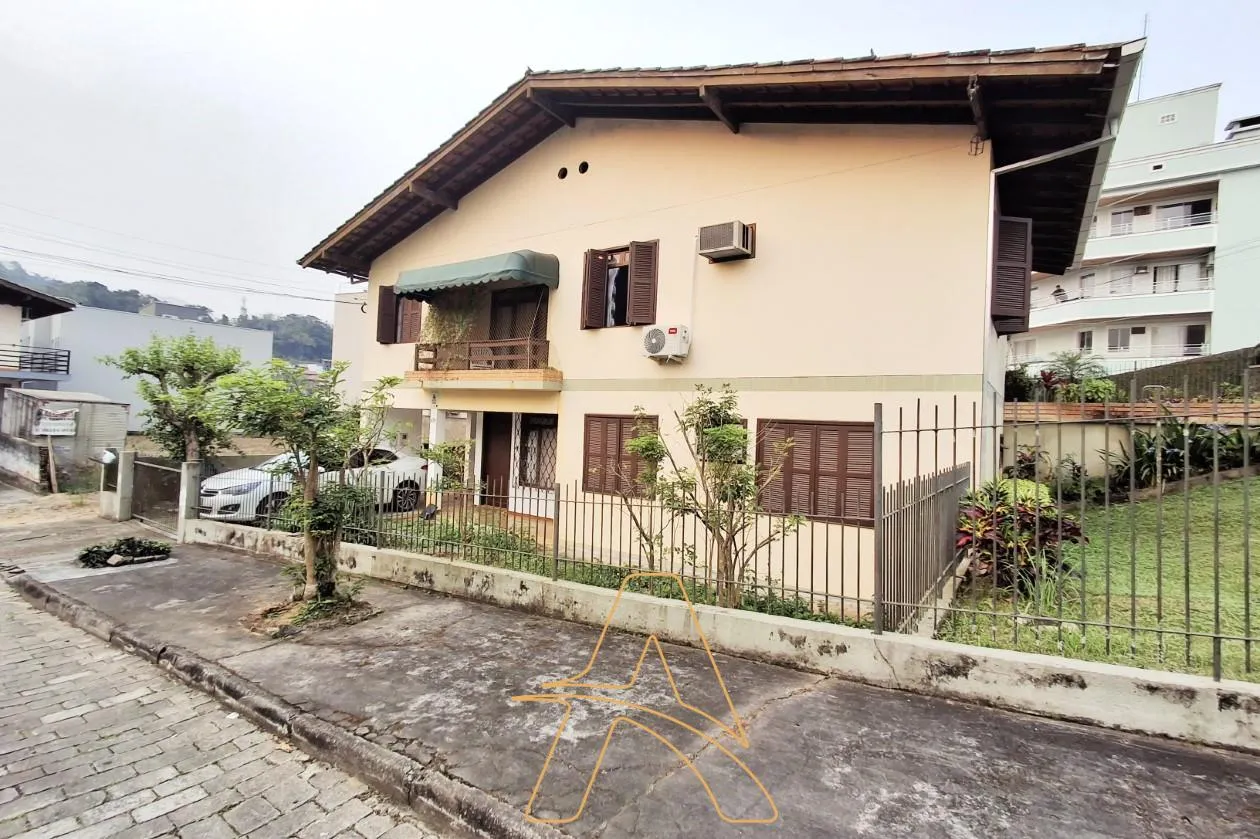 Casa Duplex com 2 Moradias – Bairro Água Verde — foto 5