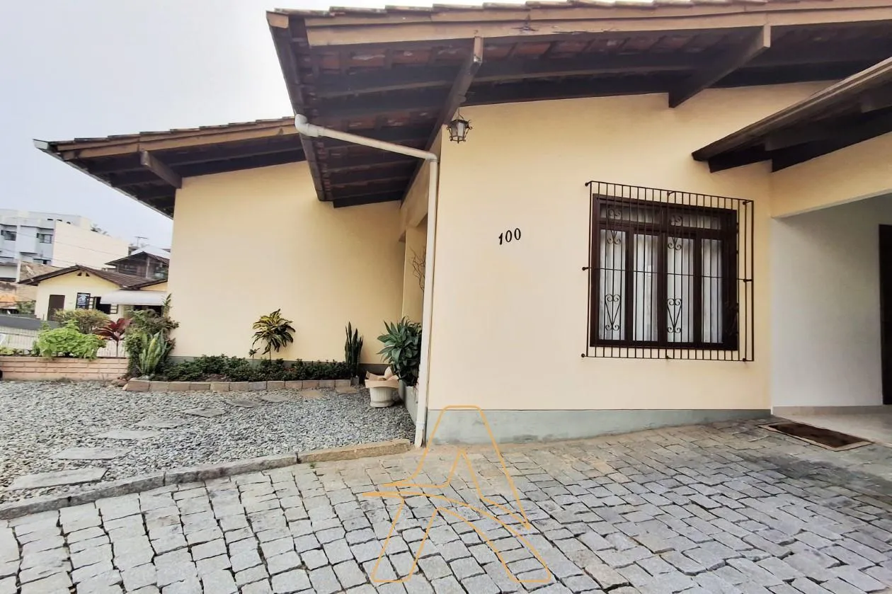 Casa Duplex com 2 Moradias – Bairro Água Verde — foto 6