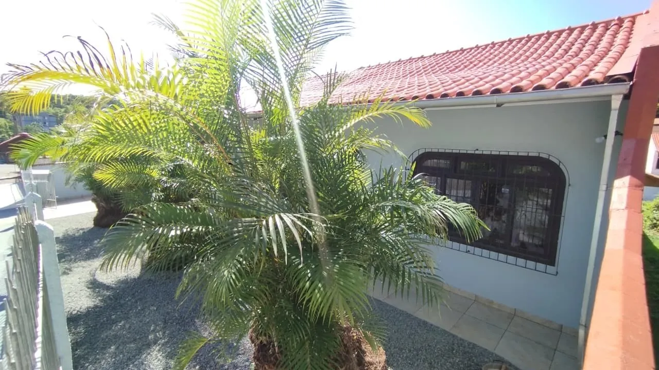 Ampla casa com 3 dormitórios, em rua sem saída - excelente oportunidade para reforma! — foto 3