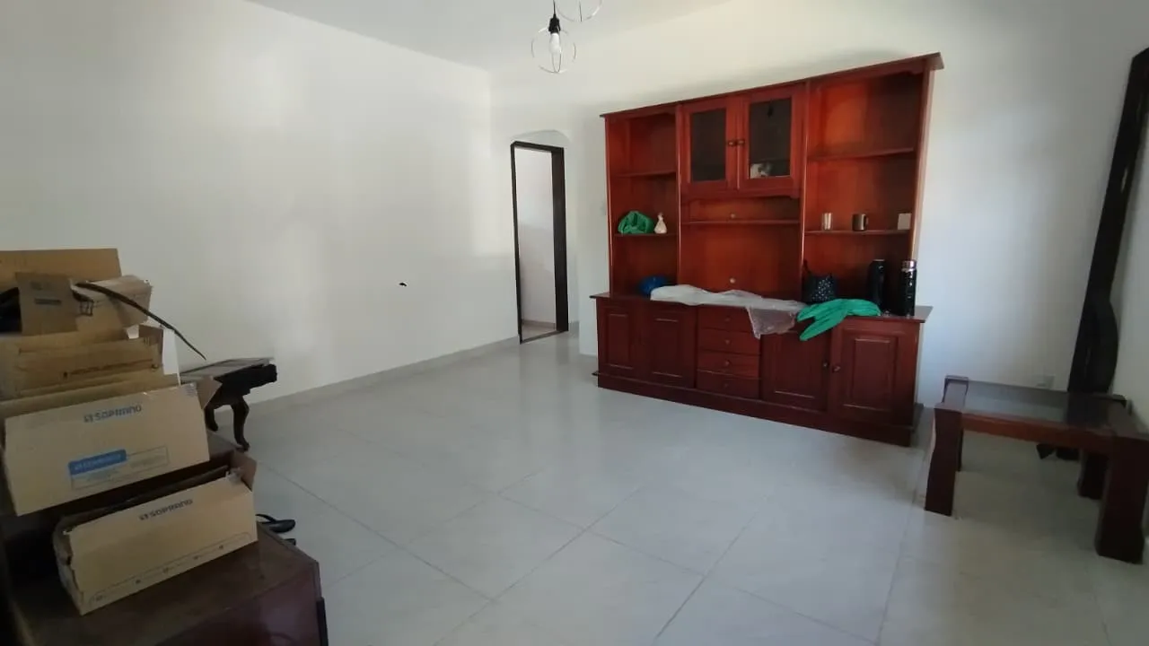 Ampla casa com 3 dormitórios, em rua sem saída - excelente oportunidade para reforma! — foto 6