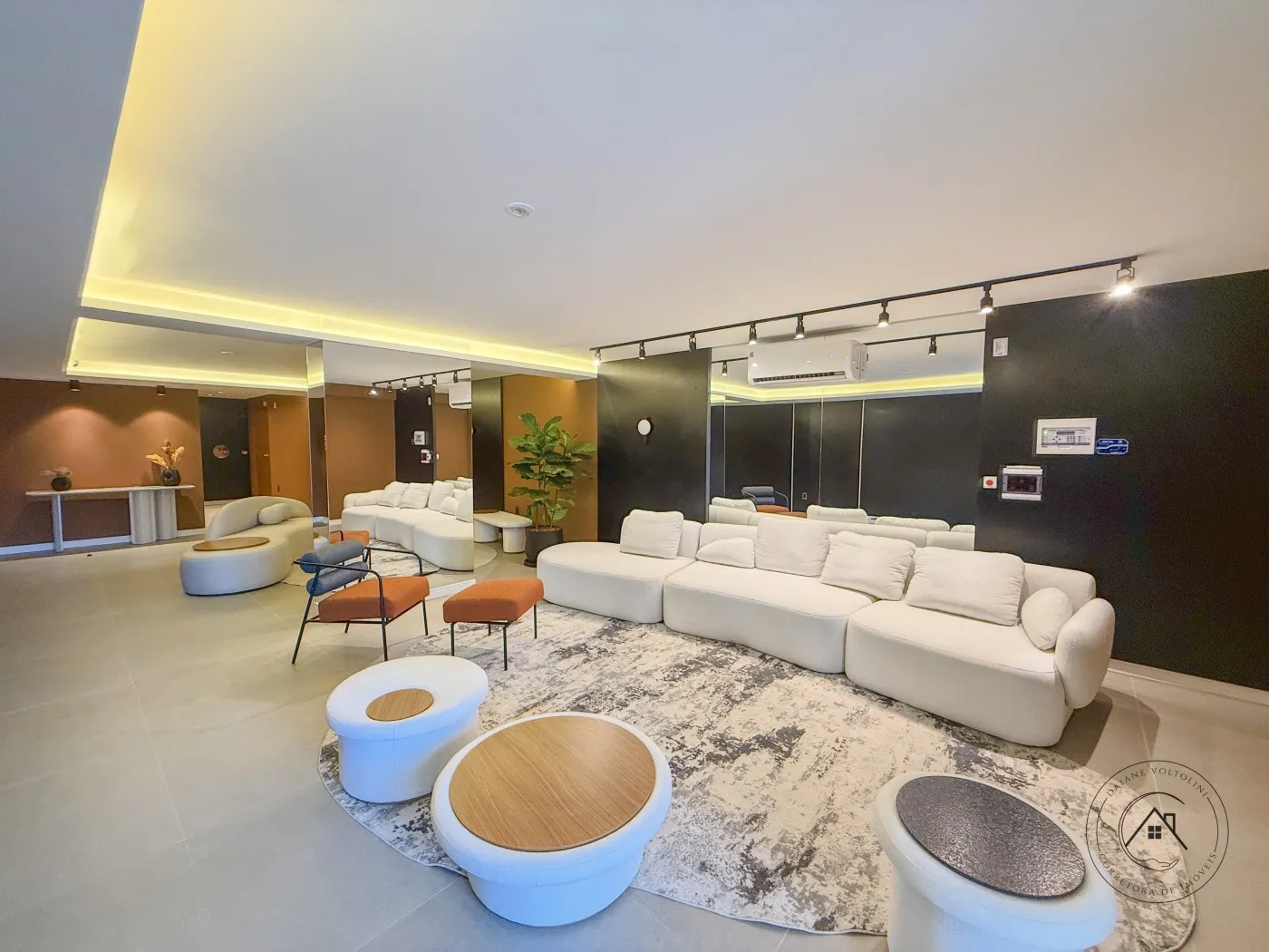 Apartamento para Venda em Blumenau, Vila Nova, 2 dormitórios, 2 suítes, 3 banheiros, 2 vagas — foto 2