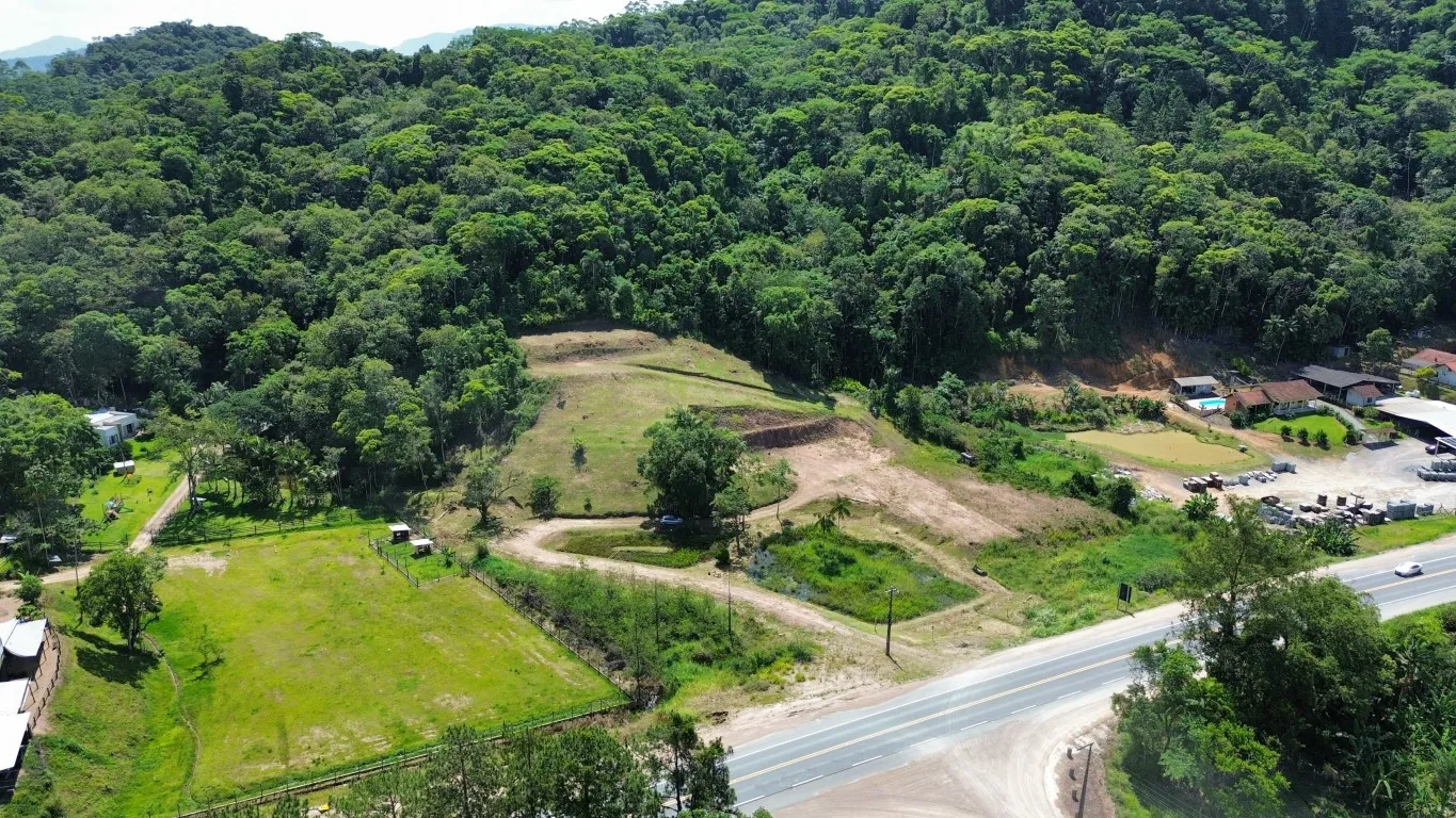 Terreno Industrial com ampla frente para BR 470 — foto 2