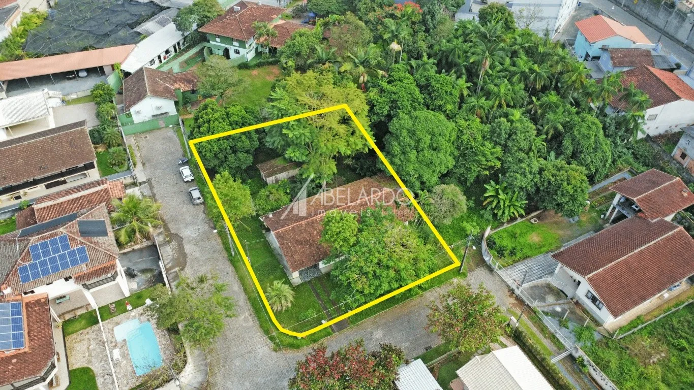 Excelente Terreno de 1.980m no Bairro Garcia - Ideal para Incorporação Imobiliária! - foto 1