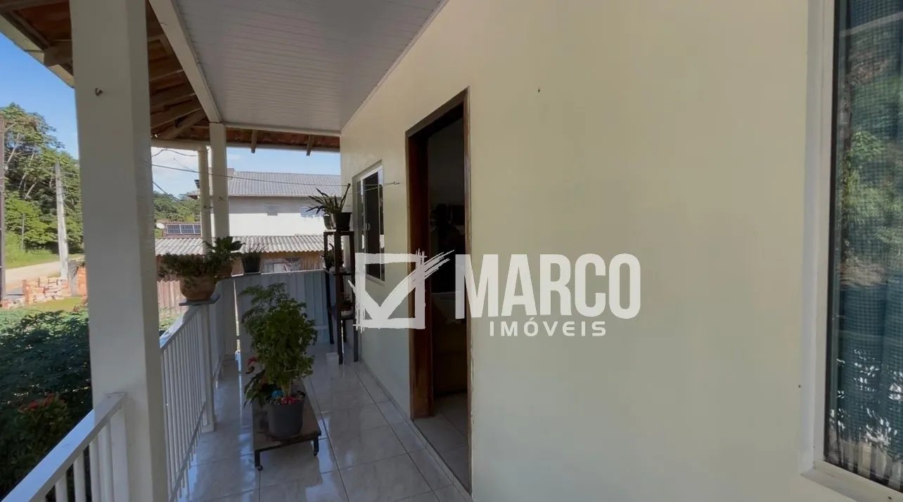 Casa de 2 andares com terreno amplo - foto 1