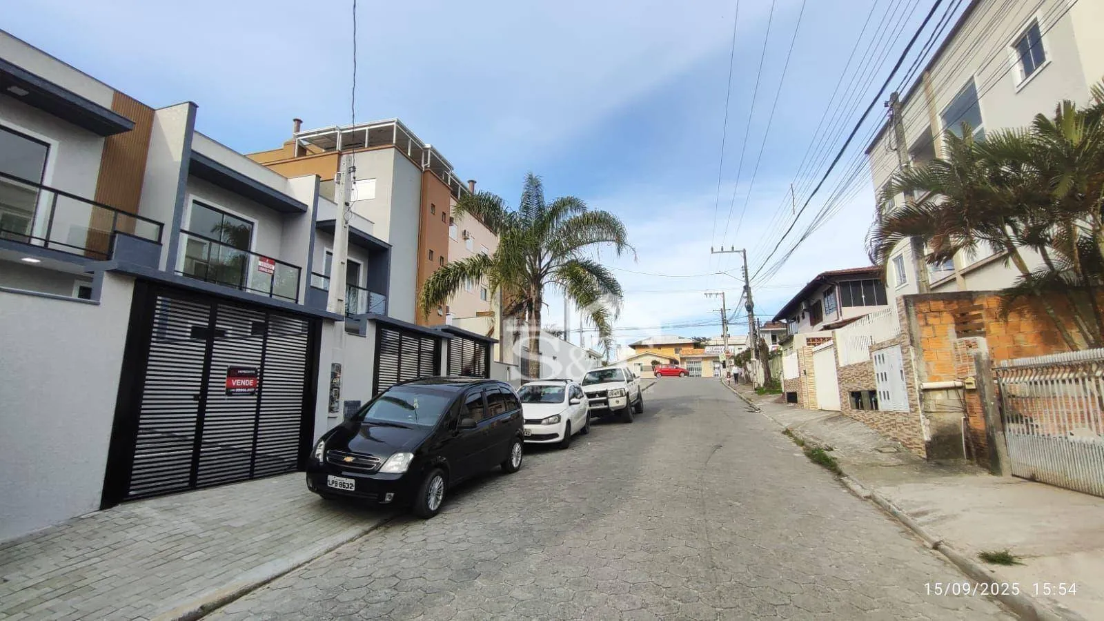 Sobrado 3 quartos, com piscina, ótima localização nos Ingleses! — foto 4