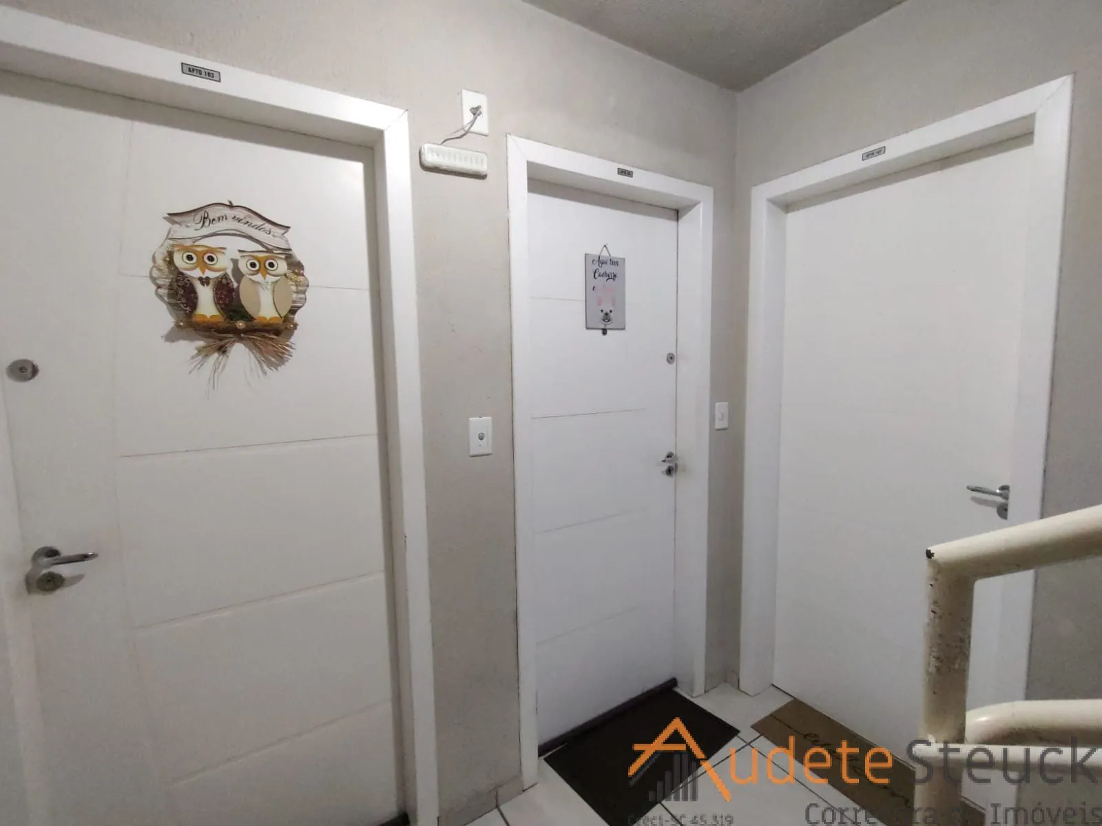 Exclusividade! Apartamento contendo 2 dormitórios à 2 minutos do Centro. — foto 2