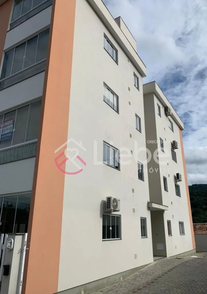 Oportunidade de Apartamento Semi Mobiliado na região Central de Pomerode com 60,00m de área privativa. — foto 3