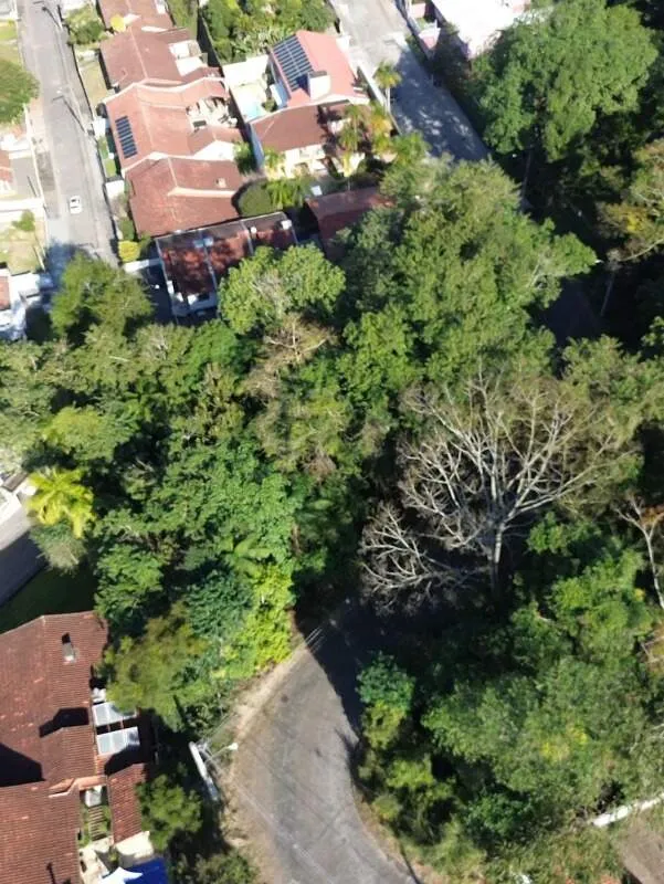 Terreno amplo em localização estratégica próximo à Humberto de Campos - foto 1
