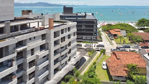 Apartamento em Florianópolis - foto 1