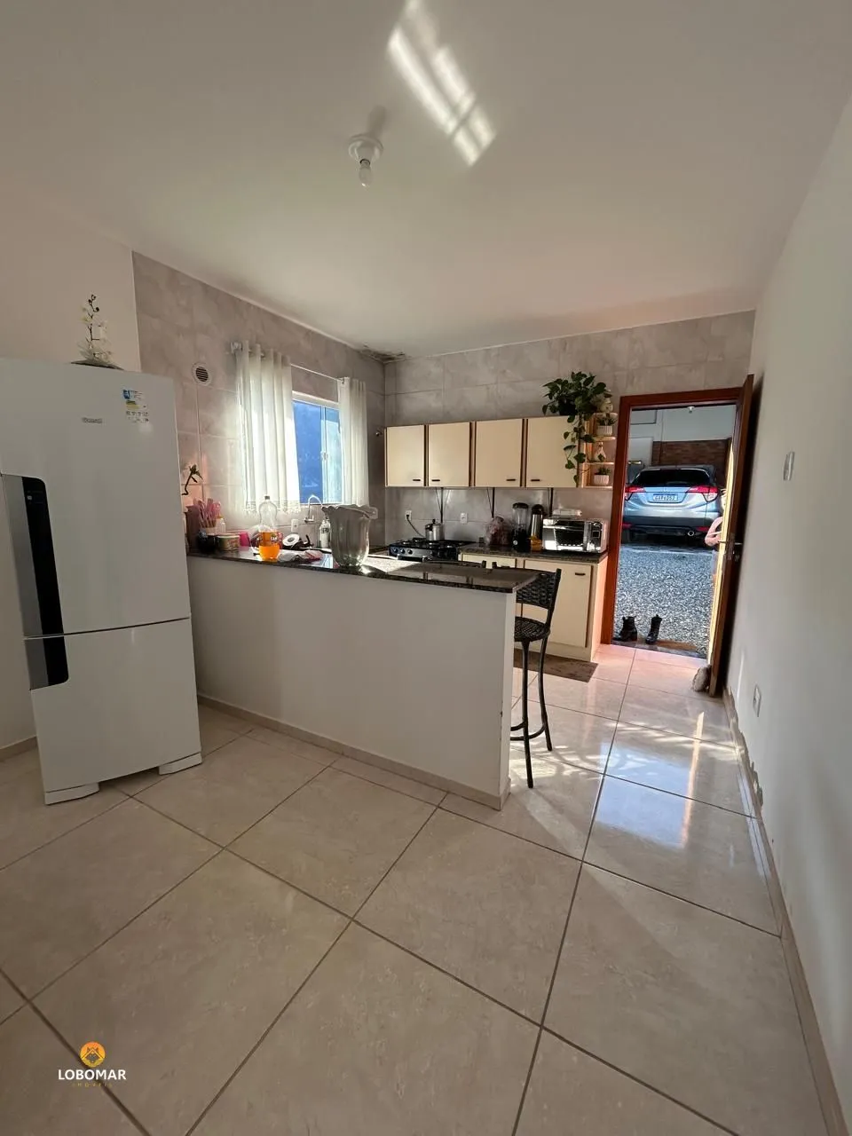 Casa sozinha no terreno com 3 dormitórios, sendo 1 suíte R$750,000, próximo a BR — foto 3