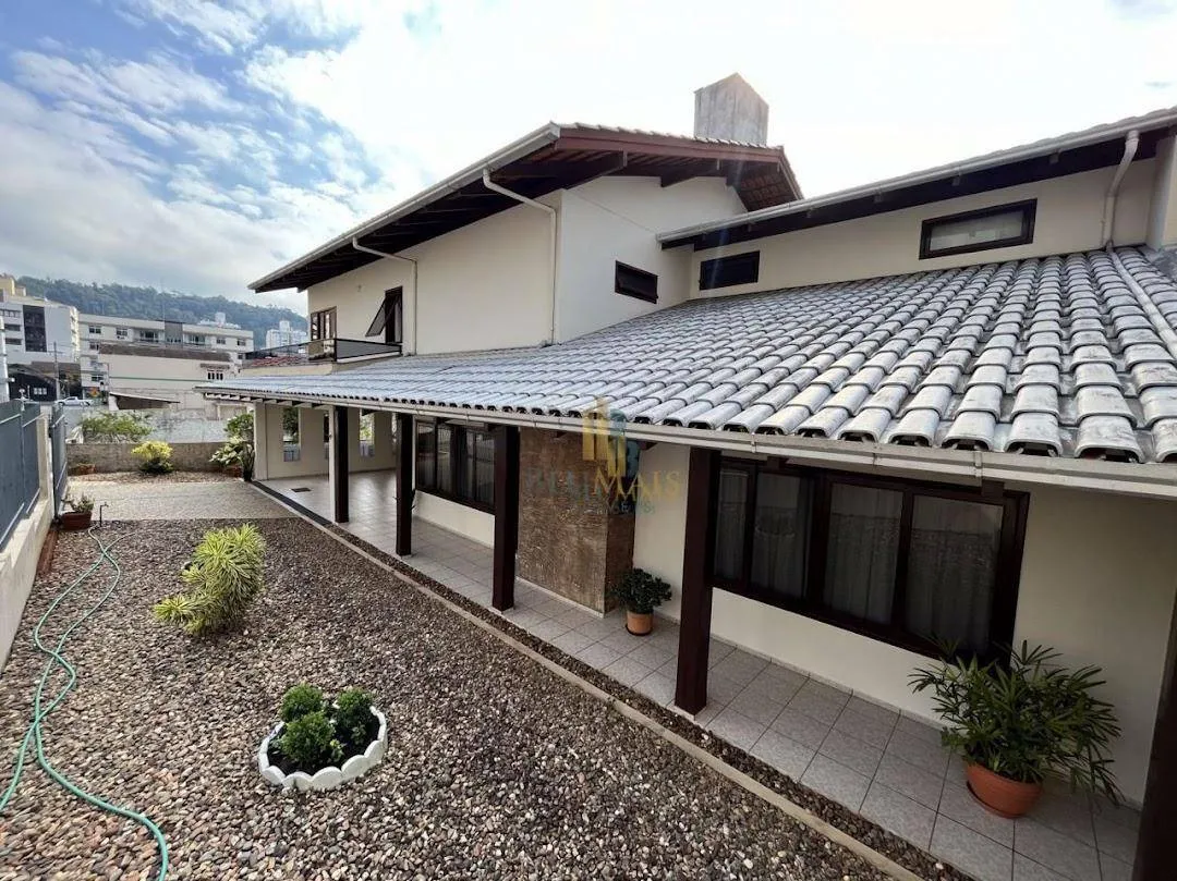 Casa Residencial à venda, Vila Nova, Blumenau - CA0130. - foto 1