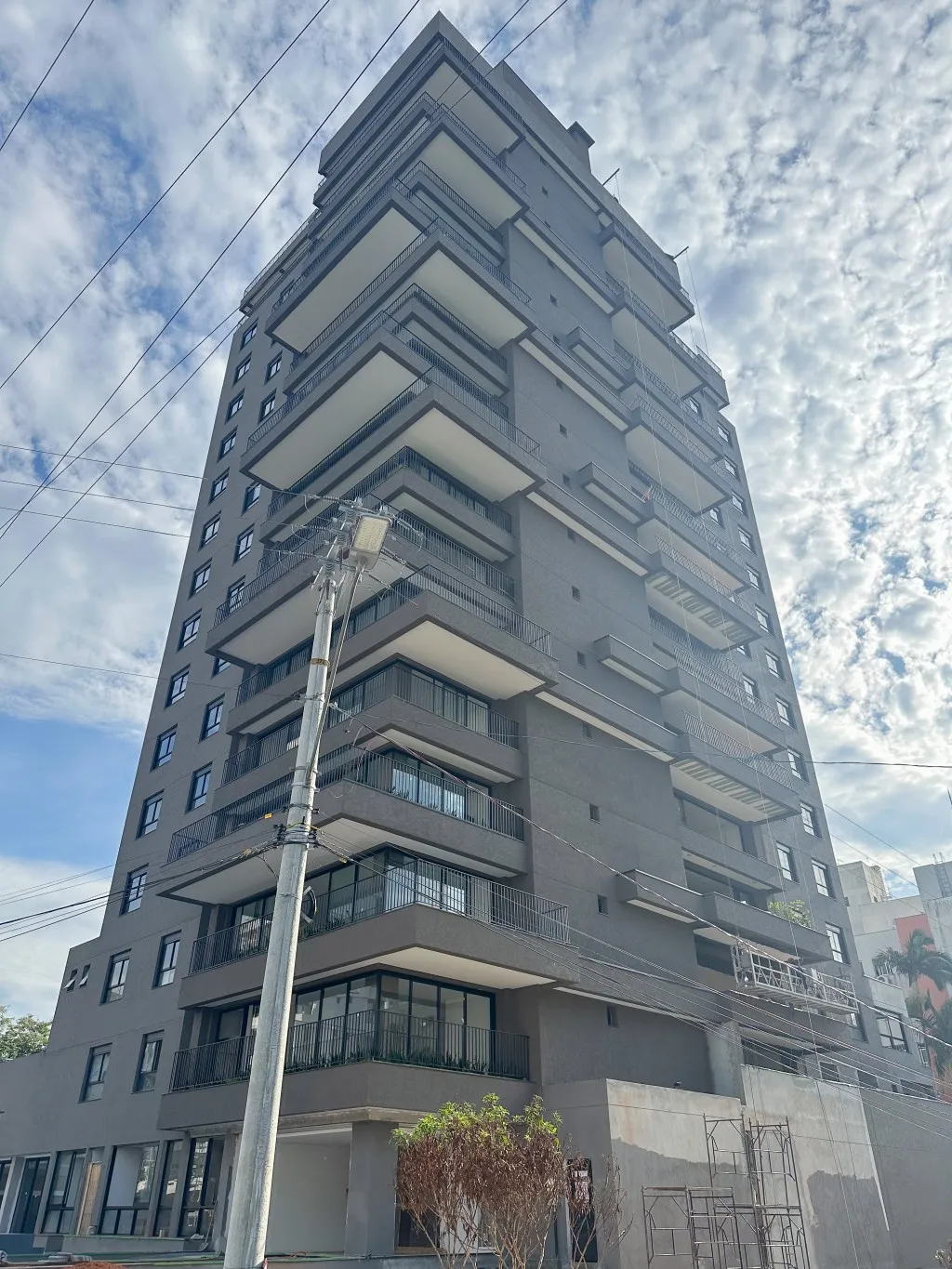 Dados dos Apartamentos Com 146,00m de área privativa 3 Suítes 3 vagas de garagem. — foto 4