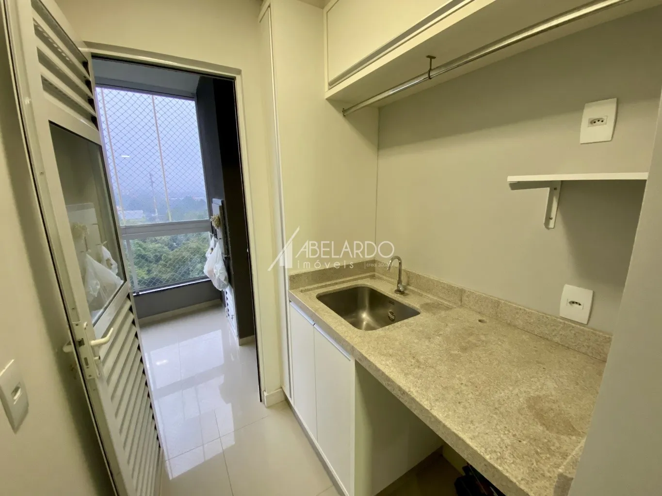 APARTAMENTO MOBILIADO SEM ELETROS - ITOUPAVA CENTRAL — foto 3