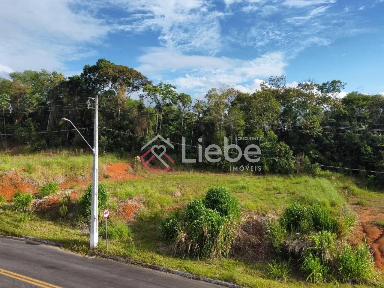 Terreno Lindo no Residencial Eco Garden no Bairro Testo Central em Pomerode com 450,00m fazendo frente em 15,00 metros. — foto 2