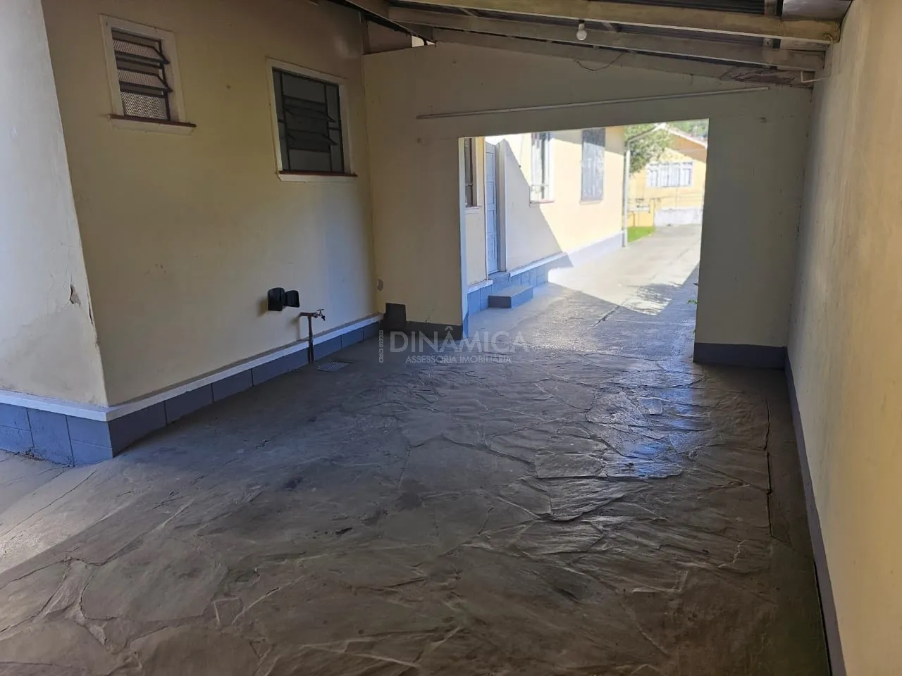 Oportunidade única! Casa com amplo terreno plano e com ótimo valor no bairro Valparaíso em Blumenau! — foto 5