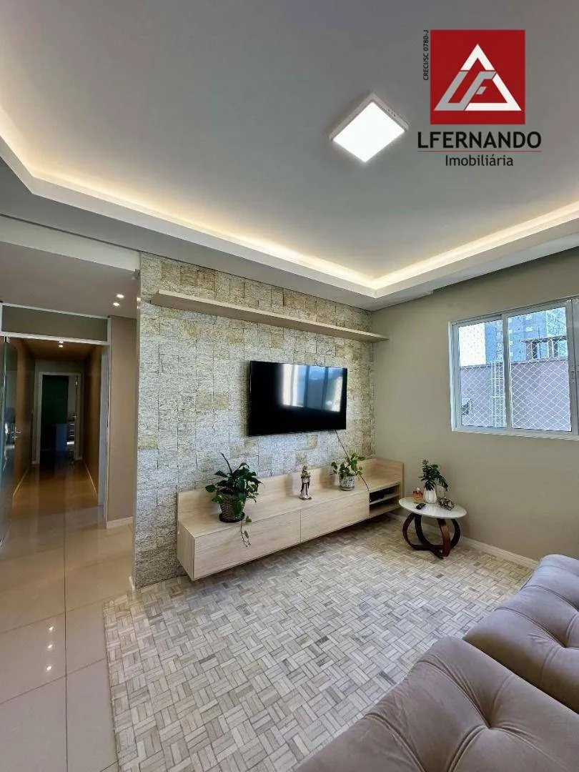 Apartamento com 5 dormitórios, sendo 4 suítes à venda, 252 m por R$ 2.950.000 - Meia Praia - Itapema/SC — foto 2