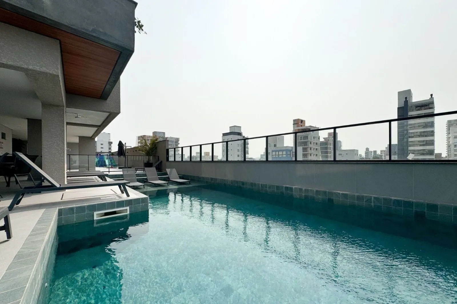 Apartamento com 3 dormitórios à venda, 154 m por R$ 2.100.000,00 - Centro - Balneário Piçarras/SC — foto 5