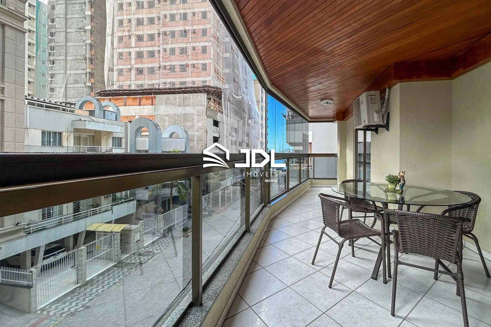 Apartamento à venda, 145 m por R$ 1.550.000,00 - Meia Praia - Itapema/SC - foto 1