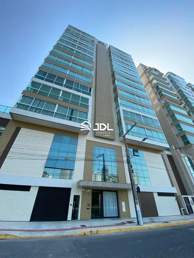 Apartamento à venda, 1 m por R$ 2.500.000,00 - Meia Praia - Itapema/SC - foto 1
