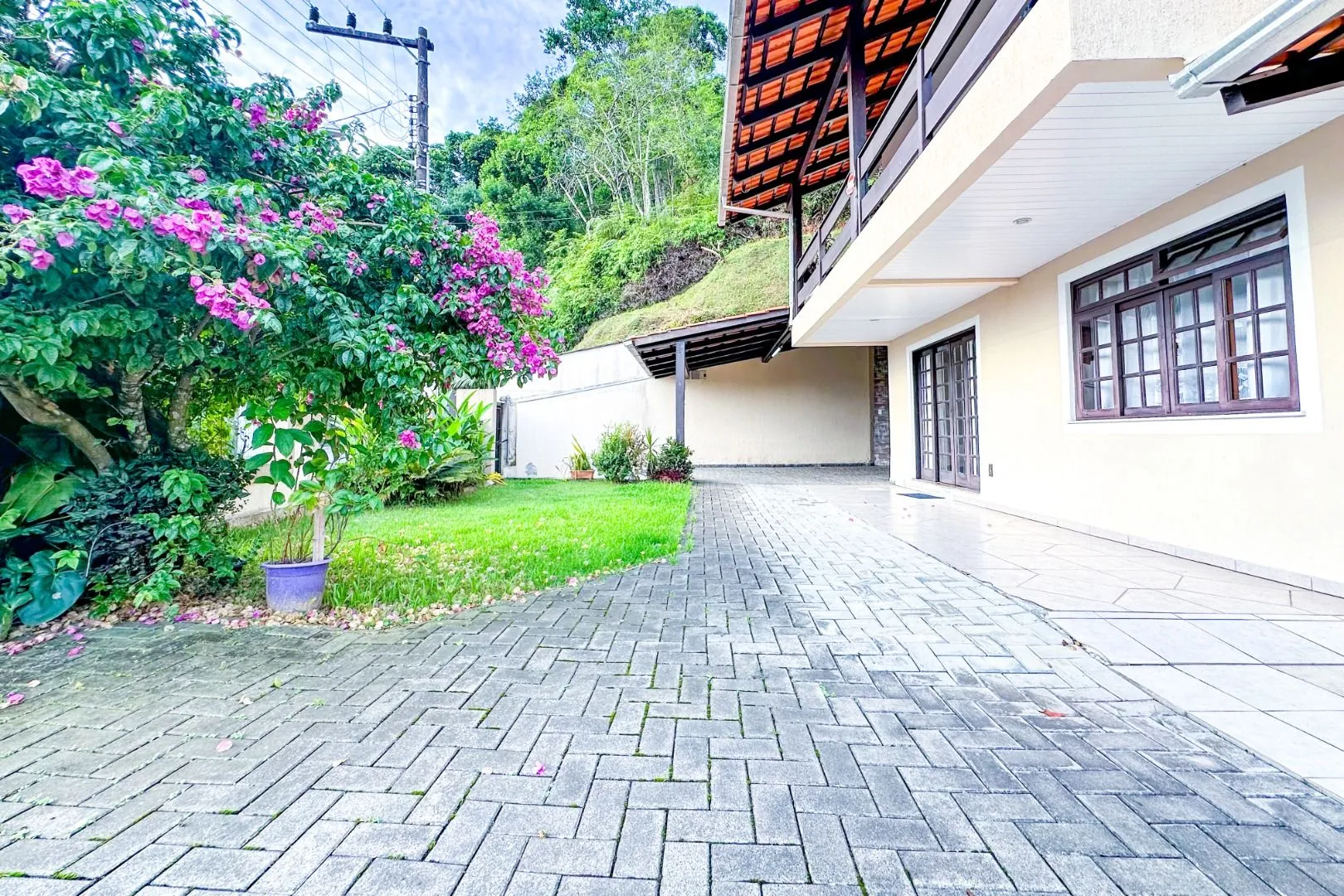 Casa à venda, 300 m por R$ 699.000,00 - Nova Esperança - Blumenau/SC — foto 2
