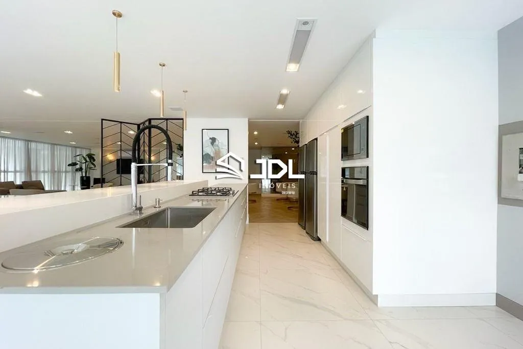 Apartamento à venda no bairro Bom Retiro - foto 1