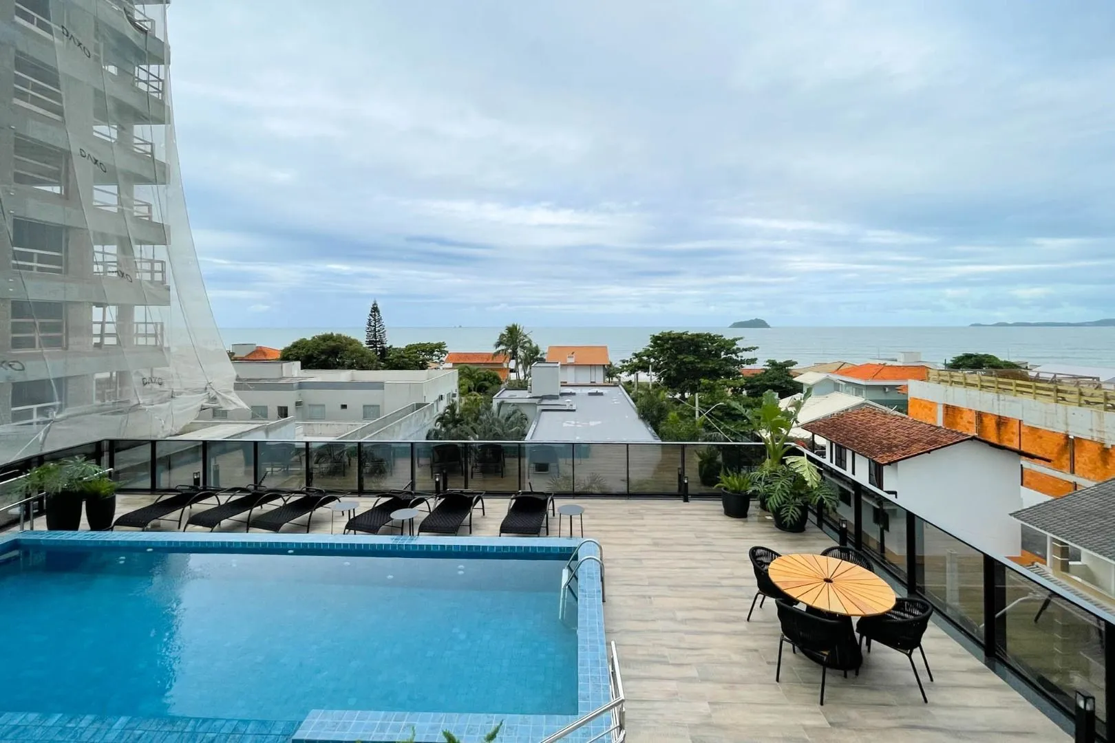 Apartamento à venda, 173 m por R$ 1.800.000,00 - Centro - Balneário Piçarras/SC - foto 1
