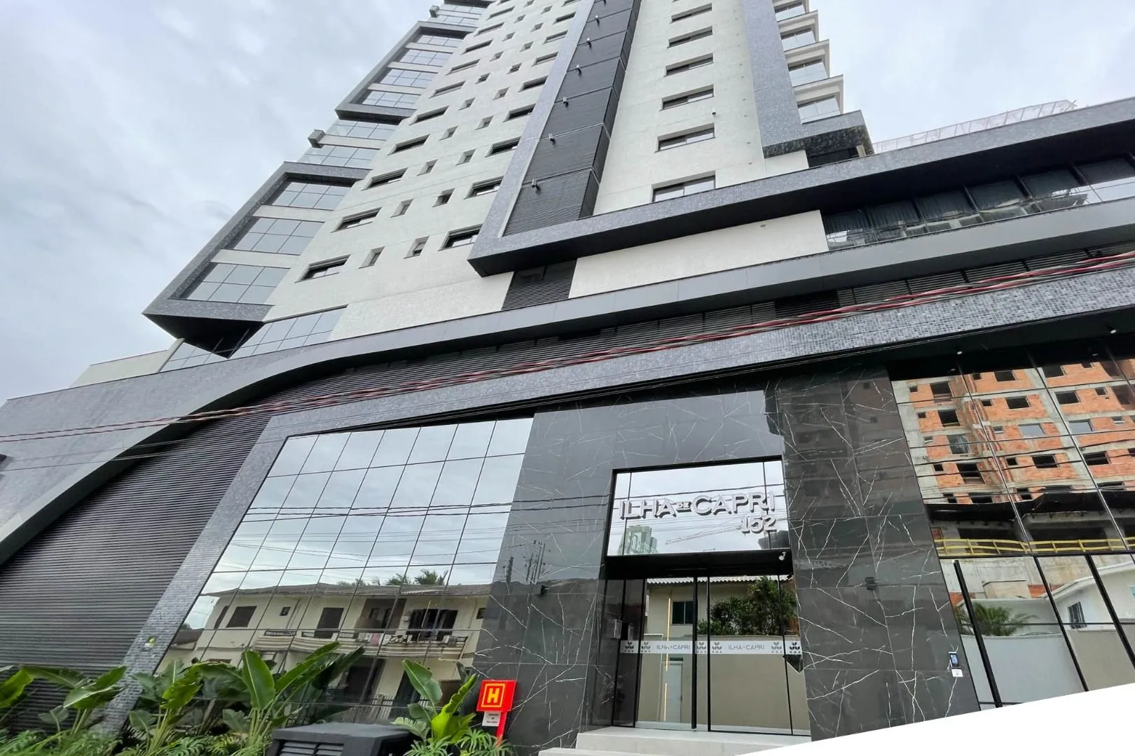 Apartamento à venda, 173 m por R$ 1.800.000,00 - Centro - Balneário Piçarras/SC — foto 2