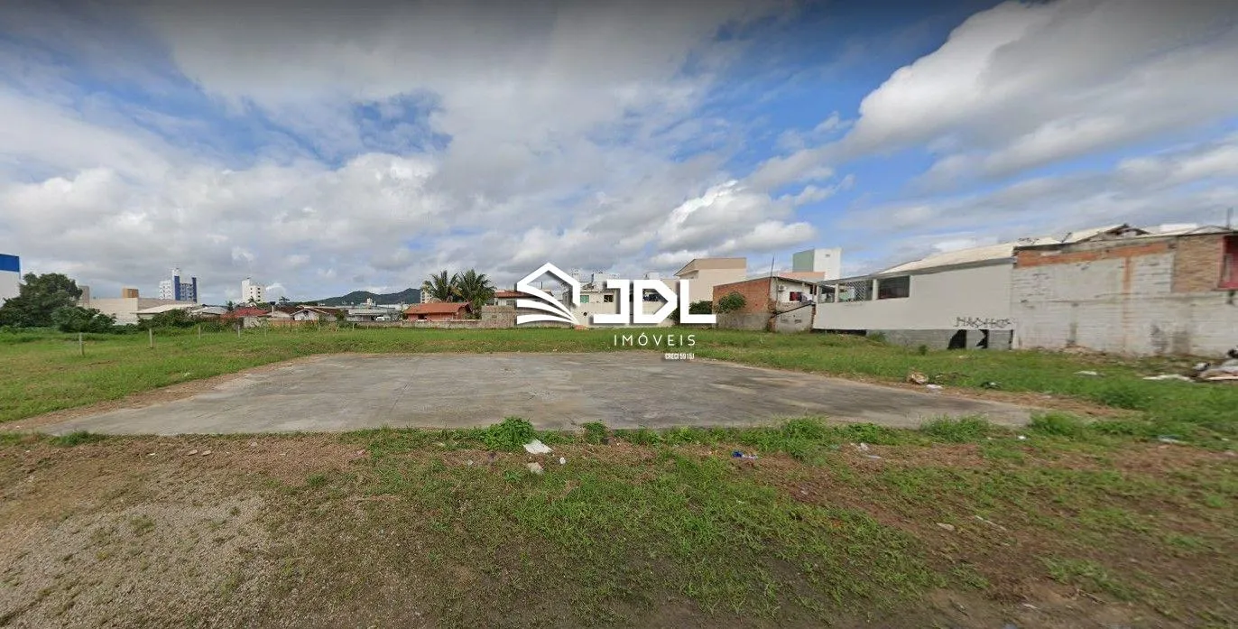 Terreno à venda, 1407 m por R$ 2.500.000,00 - Centro - Camboriú/SC - foto 1