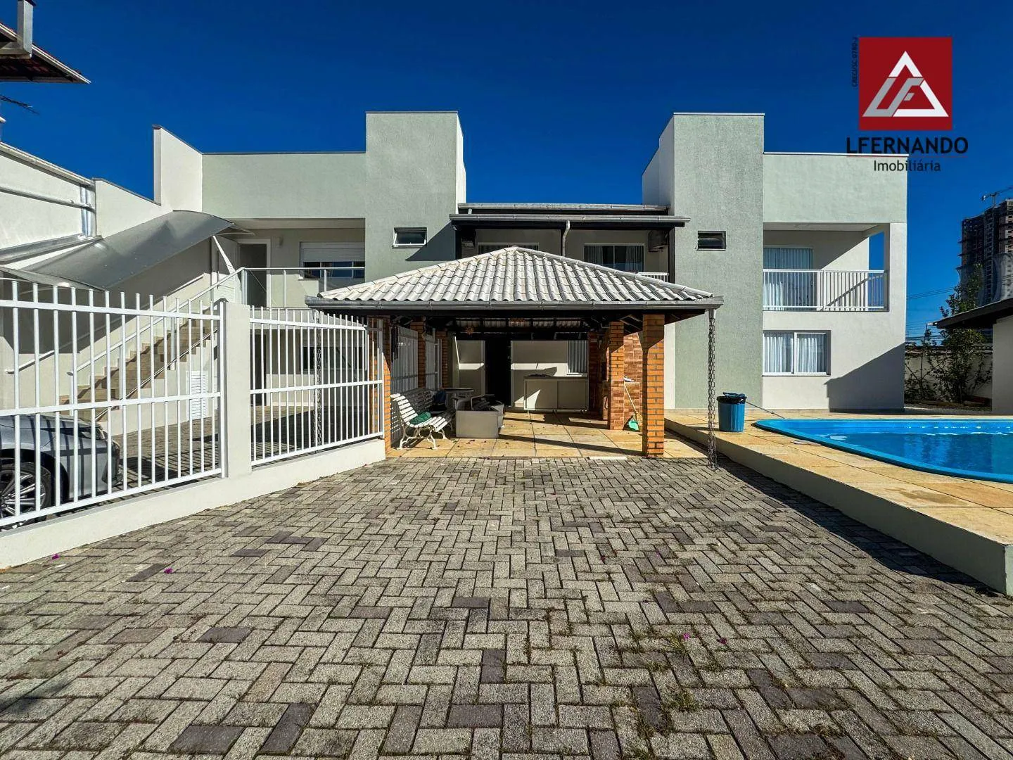 Casa com 5 dormitórios, sendo 3 suítes à venda, 250 m por R$ 2.650.000 - Armação - Penha/SC - foto 1
