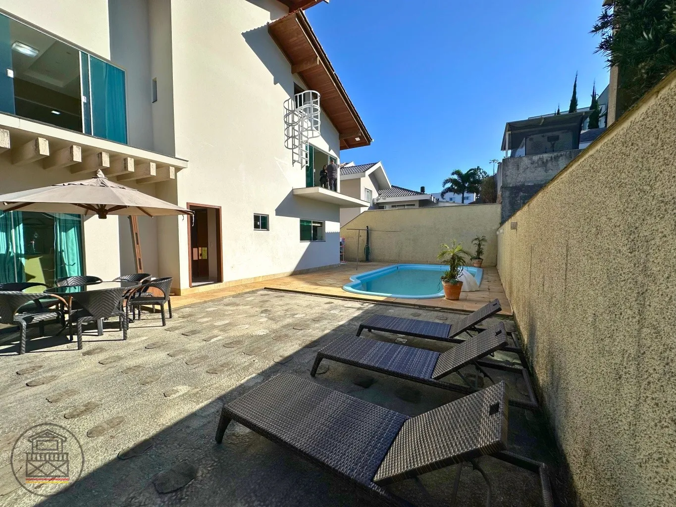 Excelente casa de alto padrão com 3 suítes no condomínio fechado Golden Park, em Blumenau. — foto 5