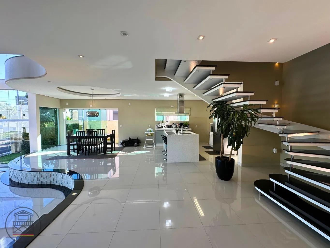 Excelente casa de alto padrão com 3 suítes no condomínio fechado Golden Park, em Blumenau. — foto 7