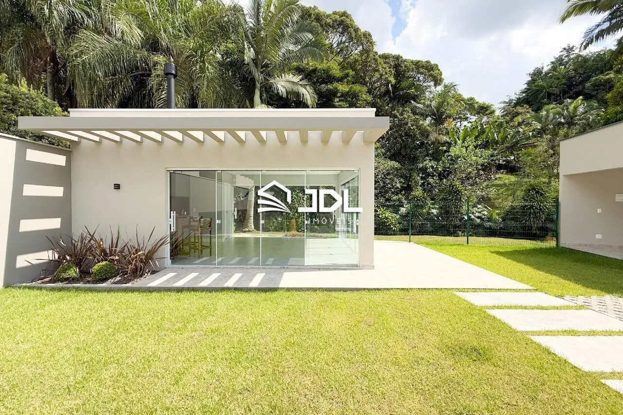 Casa com 3 suítes, no centro de Gaspar! — foto 4