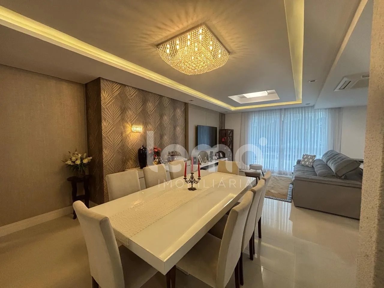 Apartamento mobiliado, equipado e decorado com 3 suítes no bairro Vila Nova, em Blumenau. — foto 3