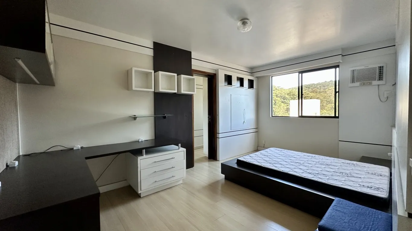 Viva com exclusividade, amplo apartamento aconchegante em localização nobre. Vorstadt. — foto 6