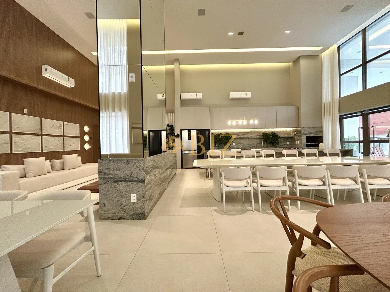 Belíssimo apartamento com 3 suítes e 155m privativos, recém entregue, na Praia Brava! — foto 7