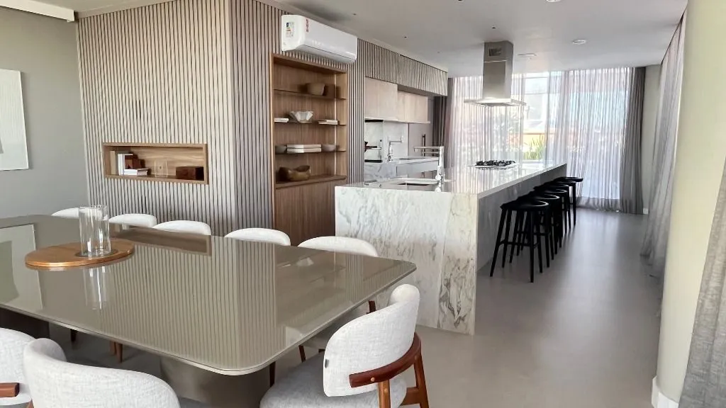 Apartamento em Florianópolis - foto 1