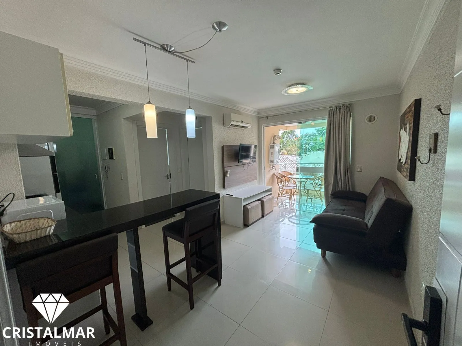 Apartamento segundo piso, frente, condomínio completo, lazer, localização, tranq - foto 1