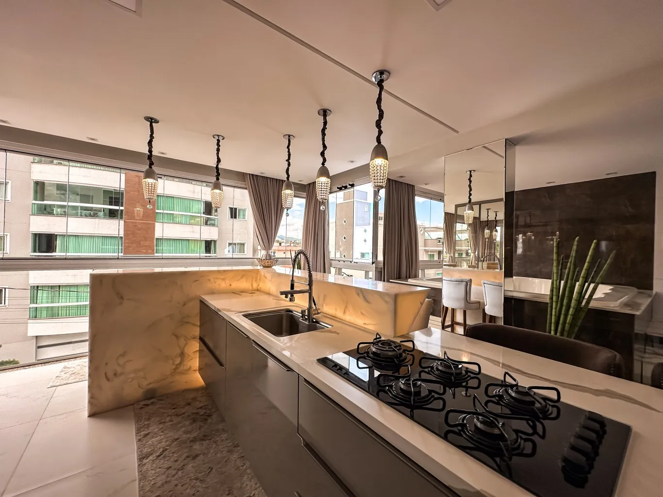 Apartamento de alto padrão mobiliado com 3 suítes no bairro Nações/Indaial — foto 7