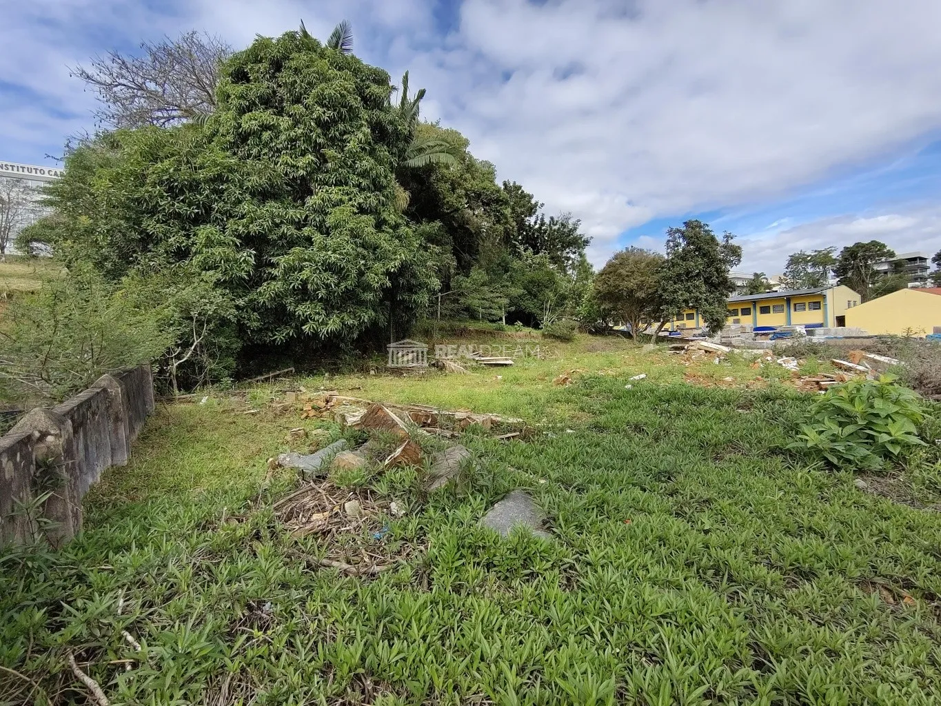 Terreno de +- 5.300m, com 25m de frente para a Rua Marechal Deodoro da Fonseca no Centro de Indaial SC — foto 4