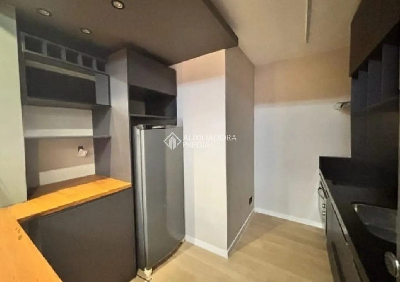Apartamento à venda com 2 quartos, 1 vaga, 58m² no Abraão, Florianópolis - foto 1