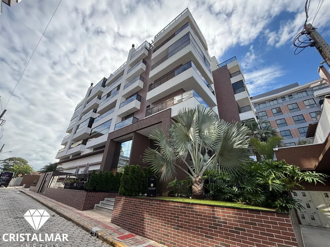 Lindo Apartamento, Finamente Mobiliado e decorado, 4 Piso, Piscina, Área de fes — foto 2