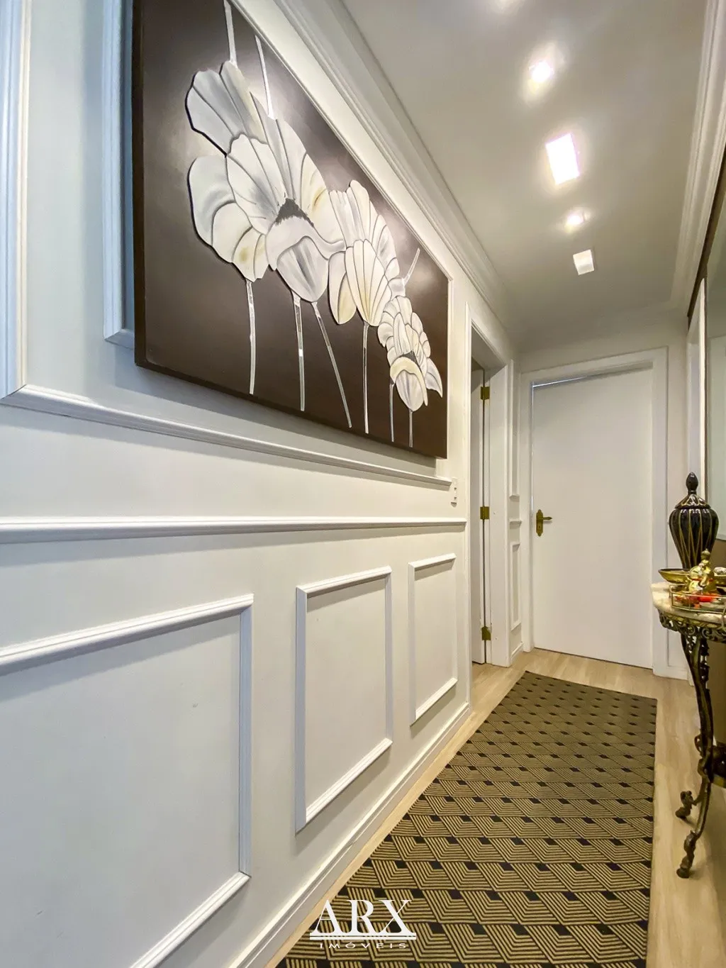 Amplo apartamento, finamente mobiliado no Garcia - Conforto, Natureza e Lazer Completo! — foto 4