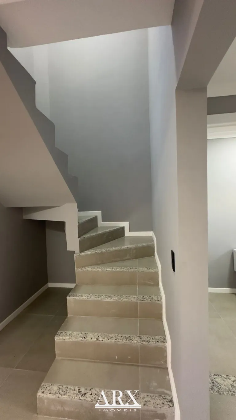 Sobrado novo e moderno na Itoupava Norte — foto 7