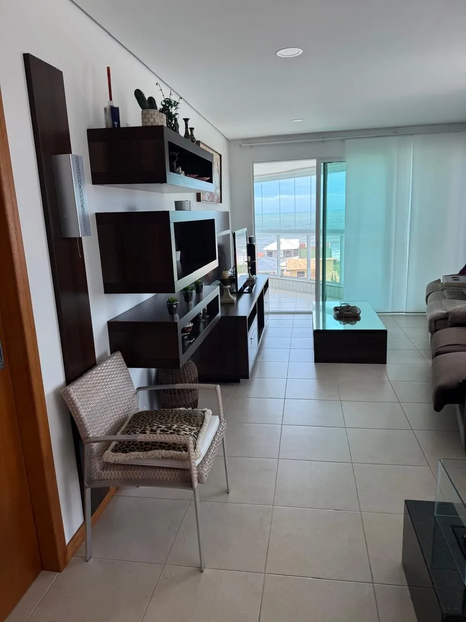 Apartamento com 3 quartos sendo 1 suíte com vista para o mar em Balneário Piçarras — foto 2