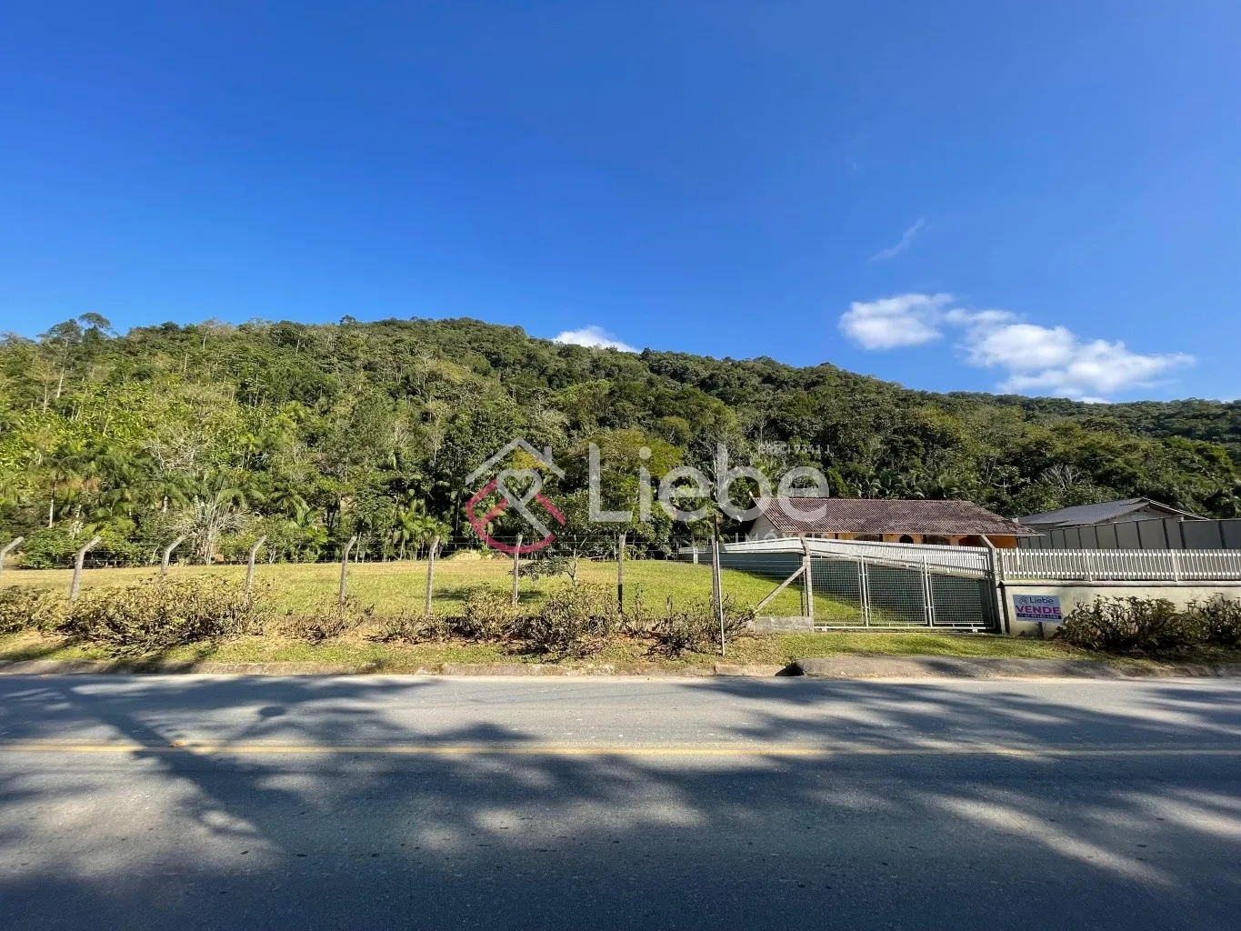 Lindo Sítio na localidade do Ribeirão Esperança com uma casa de alvenaria de 160,00m localizado na cidade de Rio dos Cedros com 81.375,00m. — foto 6